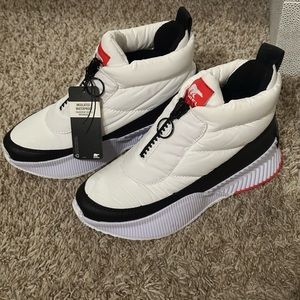 SOREL x prAna Women's Out N About III Puffy Zip Boot NL4943-010 7.5 and 8 NWOB